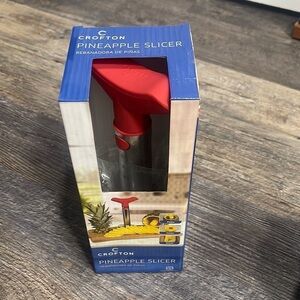 Crofton Pineapple slicer